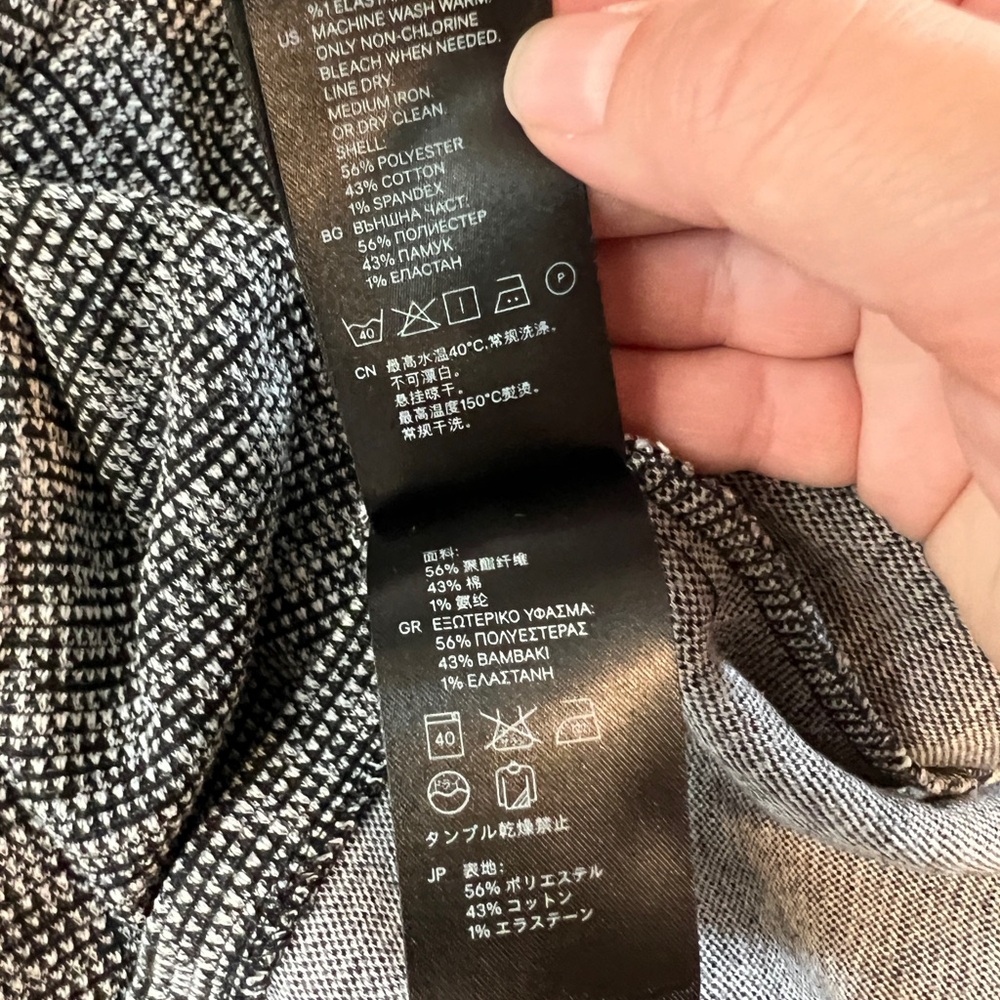 H&M fitted heathered black & white long sleeve dress with pockets - size Medium - Picture 9 of 9